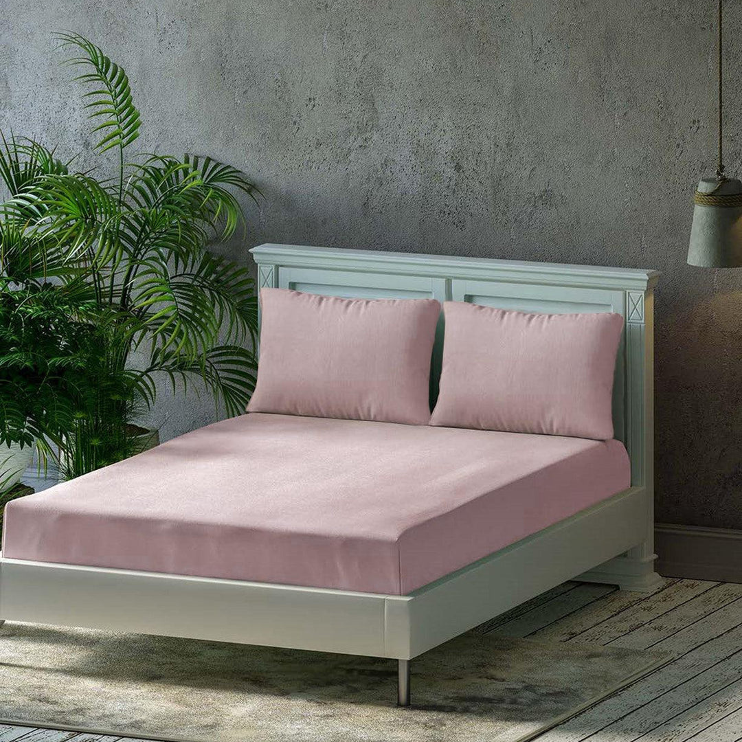 100% Cotton King bedsheet with 2 pillow covers - Pink