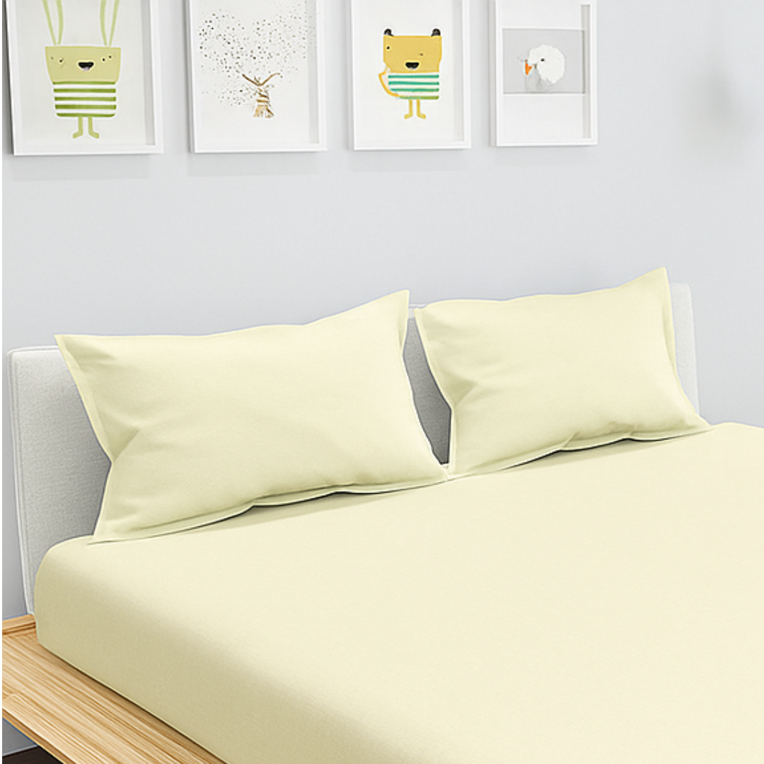100% Cotton King bedsheet with 2 pillow covers - Cream - Image 2