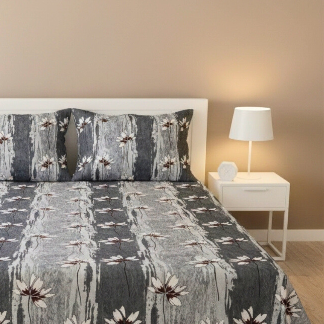 100% Cotton King bedsheet with 2 pillow covers - Floral Mist grey - Image 3