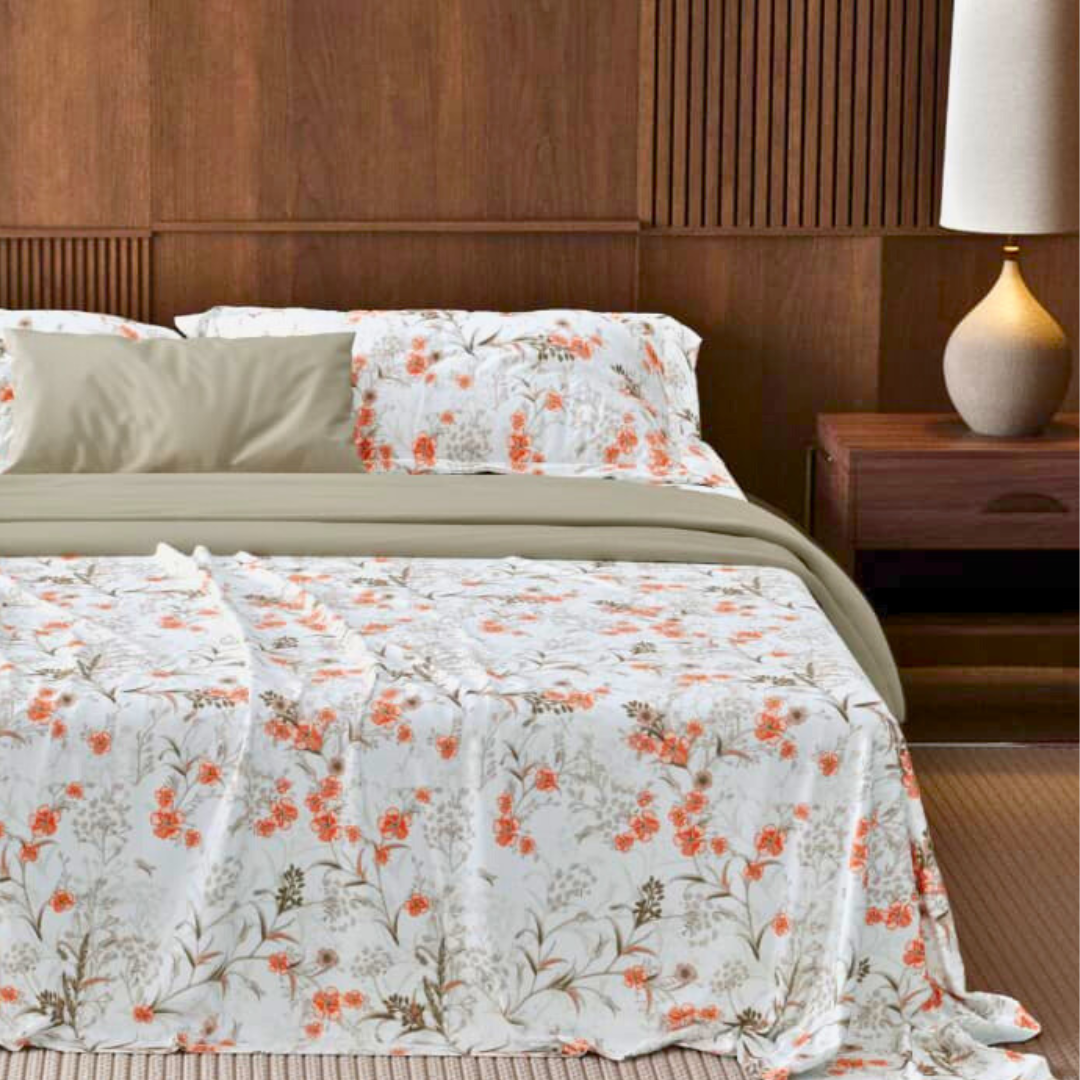 100% Cotton King bedsheet with 2 pillow covers - Peach Floral - Image 3