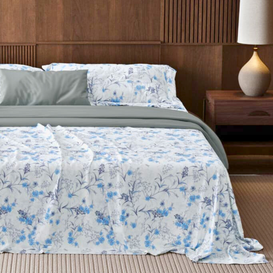 100% Cotton King bedsheet with 2 pillow covers - Floral Blues - Image 3